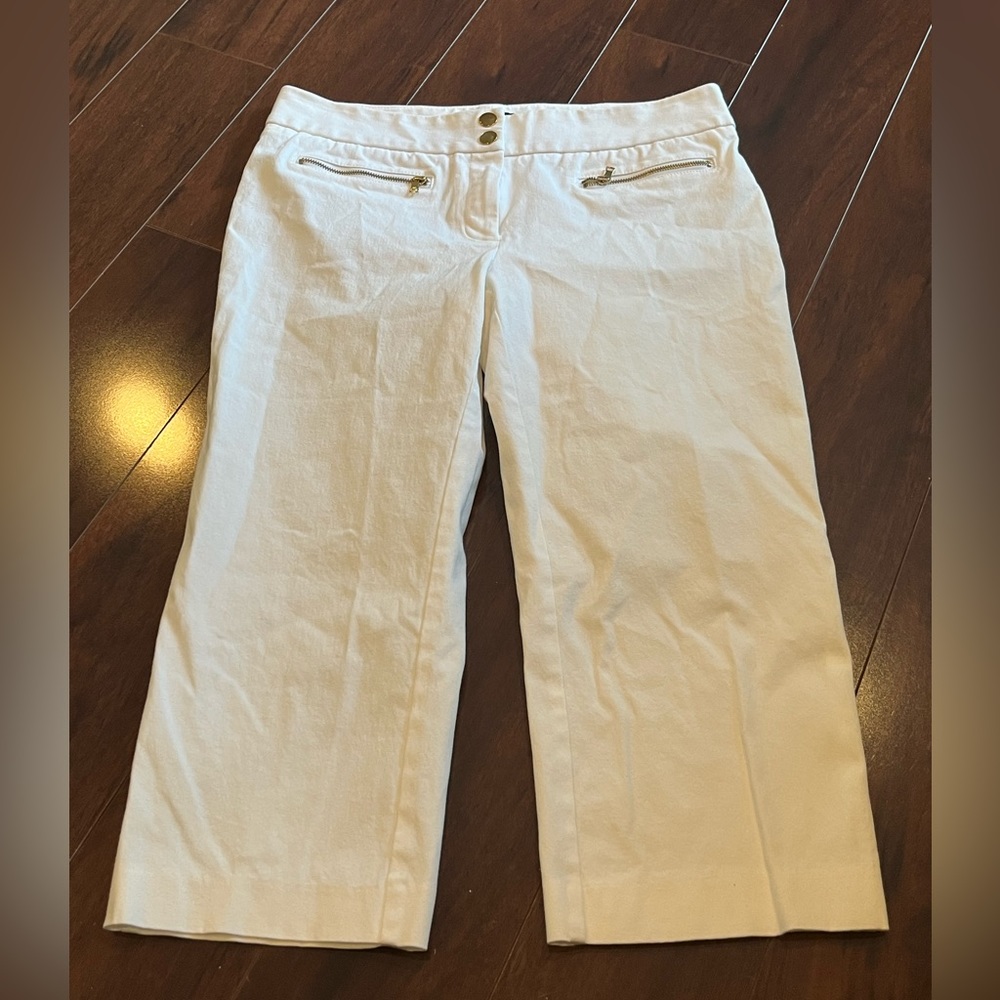 ⭐️EUC - Alfani Petite Womens 8P White Cotton Capris